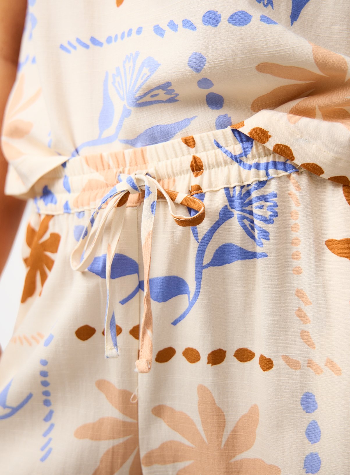 Cream Patchwork Holiday Print Wide Leg Trousers 18 - Image 3 thumbnail